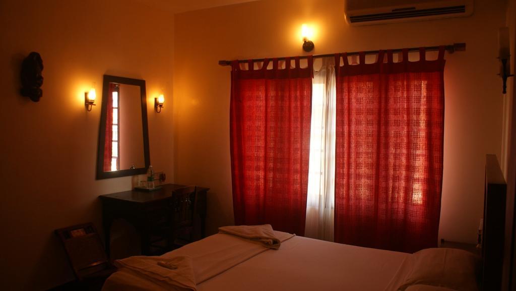 Raintree Lodge Kochi Room photo